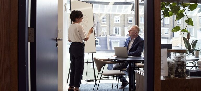 Westlake moving company Austin gives advice to their client