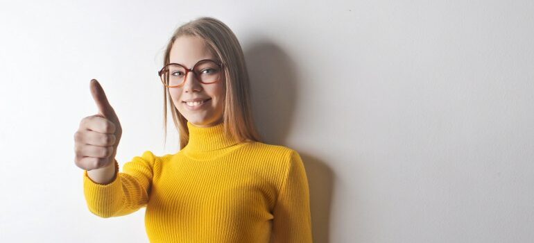 movers Downtown Austin giving a thumbs up