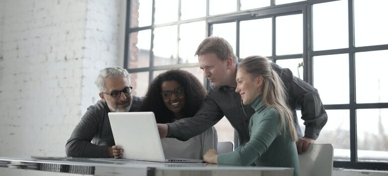 movers Travis Heights and their clients