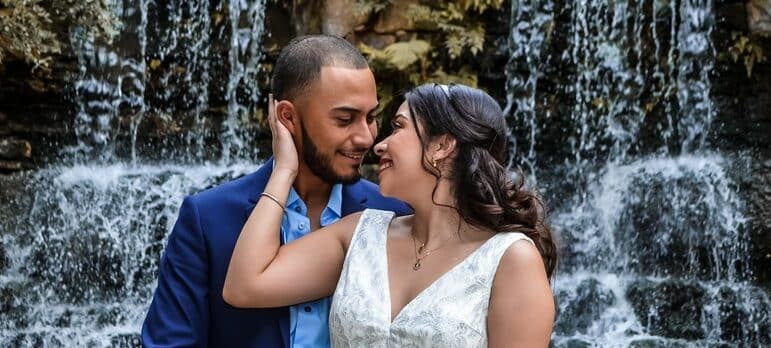 Hamilton pool is one of the places in Austin for nature lovers