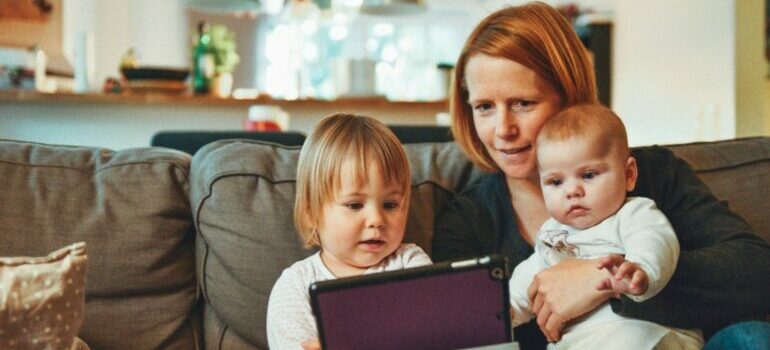 mother preparing to move long distance with children