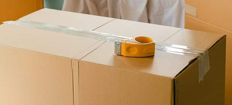 box used to pack your glassware for storage
