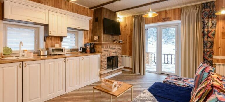 kitchen with appliances