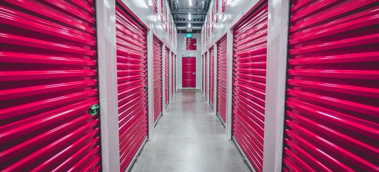 A storage facility for storing seasonal clothes